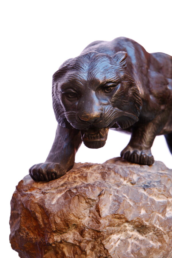 ESC_09. Figura de bronce pantera rugiendo. Firmada A. Norey (b) ESC_09. Figura de bronce pantera rugiendo. Firmada A. Norey (b)